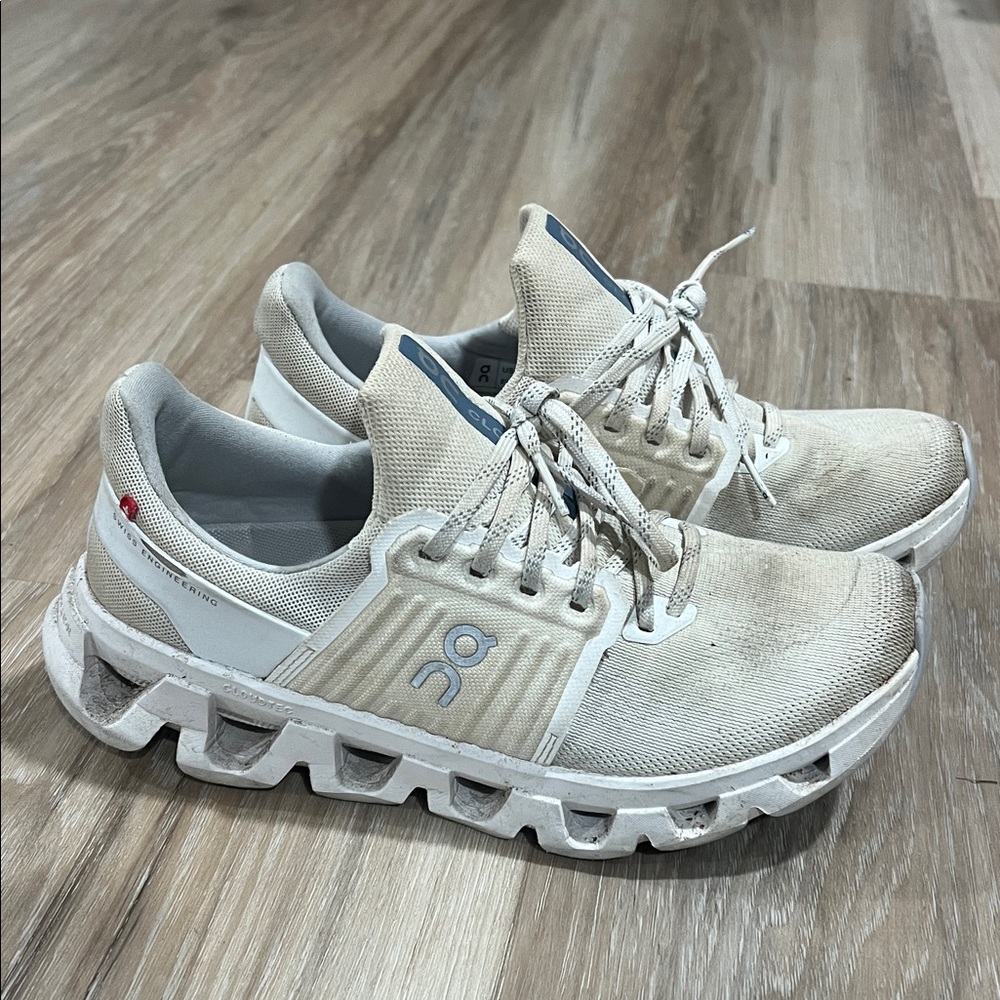 ON Running womens Shoes
